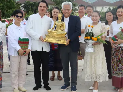 ทำบุญขึ้นบ้านใหม่อาคารสำนักงานสหกรณ์ออมทรัพย์สาธารณสุขจังหวัดหนอ