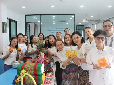 ทำบุญขึ้นบ้านใหม่อาคารสำนักงานสหกรณ์ออมทรัพย์สาธารณสุขจังหวัดหนอ