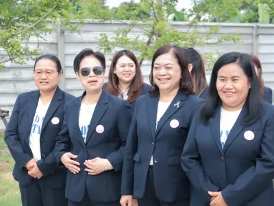 พิธีอัญเชิญรูปหล่อหลวงปู่ขาว อนาลโย