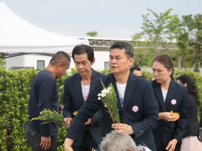 พิธีอัญเชิญรูปหล่อหลวงปู่ขาว อนาลโย